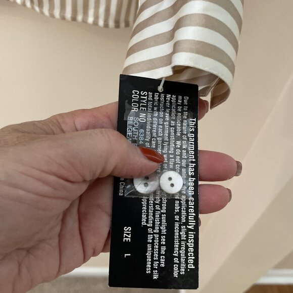 Vintage Pure Silk Button Down Shirt Women’s Large Beige Stripe Quiet Luxury - Picture 7 of 9